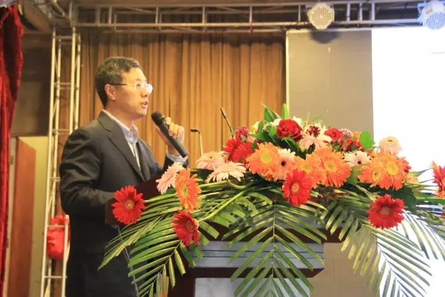 石油和化學工業規劃院石油化工處副處長白雪松 石油和化學工業規劃院石油化工處副處長白雪松